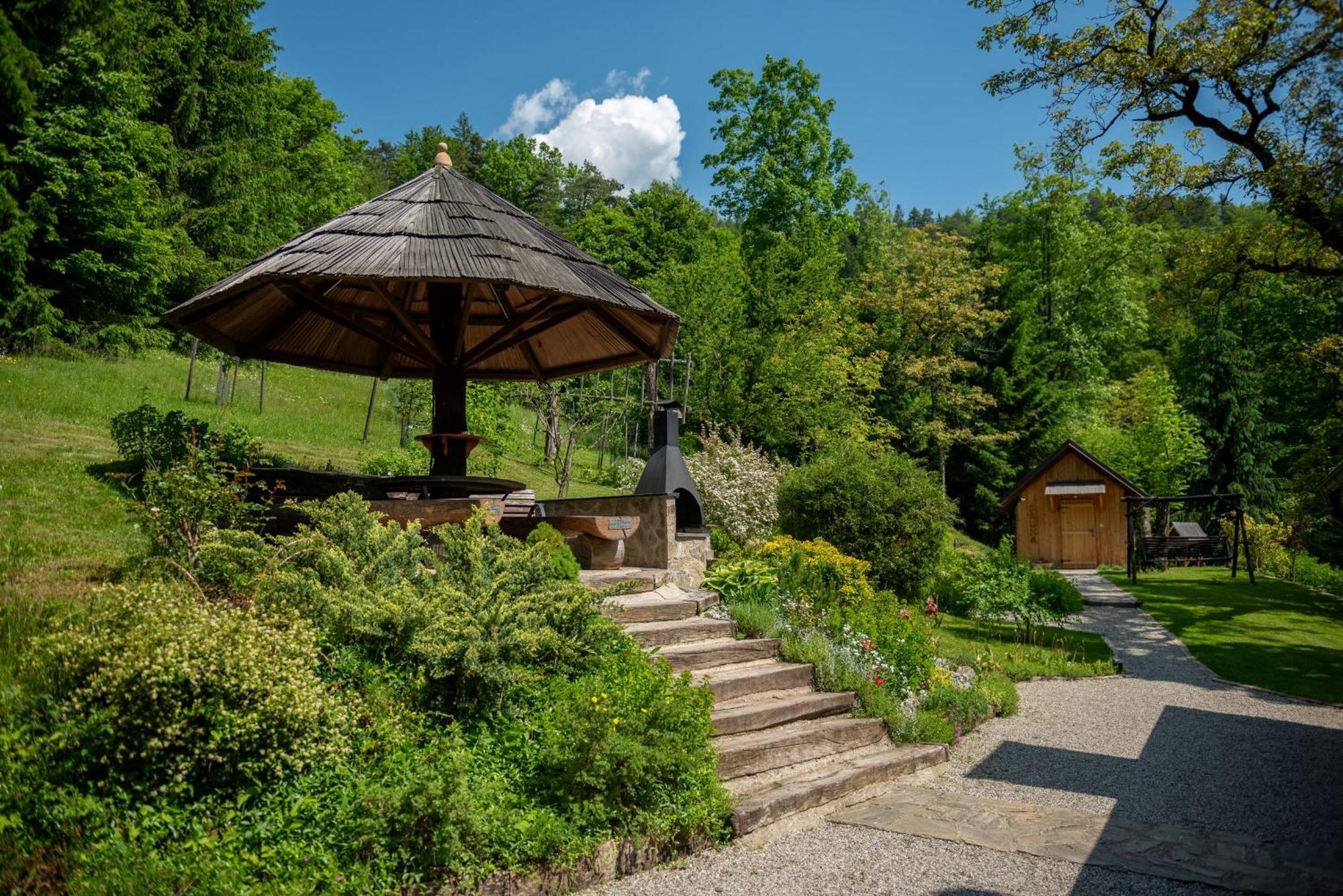 Villa Pocitniska Hisa Koca Dobnik Lovrenc na Pohorju Exterior foto